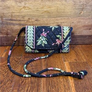 Vera Bradley Crossbody wallet Bag